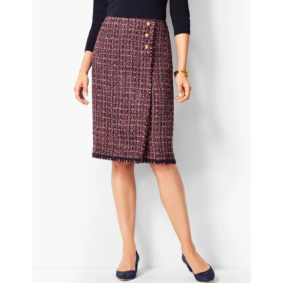 Talbots Burgundy Tweed Pencil Skirt With Gold Buttons Size 16WP - Picture 1 of 7